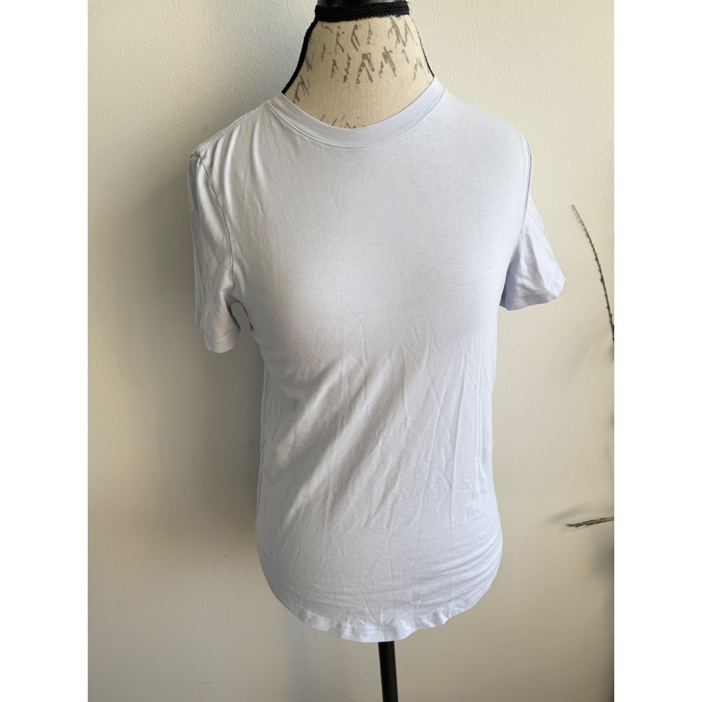 Lululemon Love Crewneck T-Shirt Womens‎ Short Sleeve Pale Blue Lilac Activewear